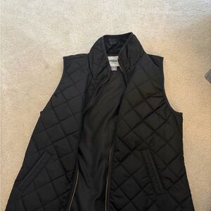 Old Navy Women's Black Quilted Vest